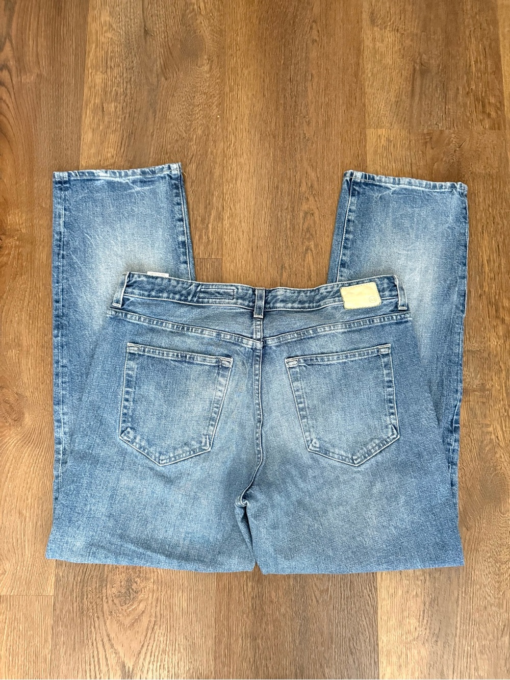 AG Remy Low Rise Jeans - Picture 4 of 4